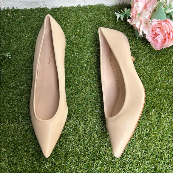 STUART WEITZMAN Nude women pumps kitten heel size 6.5 (store display) like new - Picture 12 of 16